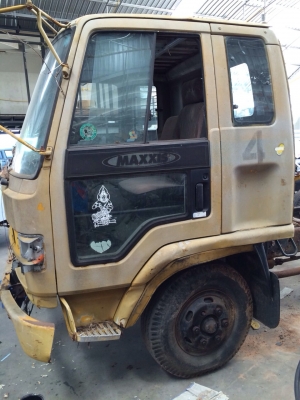 ขาย Rocky SBR 6ล้อรถห้างแท้ 6น็อต  ยาง 8.25/16 เครื่อง 6BB เดิม รถหลวง