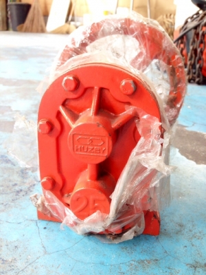 ขาย ปั้มดูดน้ำมัน เฟืองทองเหลือง ของใหม่ ขาย ปั้มดูดน้ำมัน เฟืองทองเหลือง ของใหม่