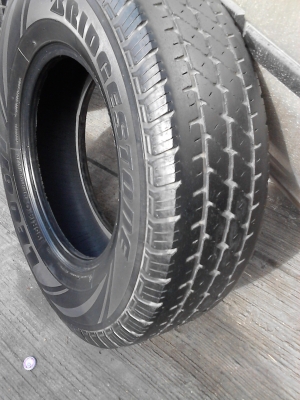 195R14 BRIDGESTONE LEO 677 และ FIRESTONE CV900 มี 2 เส้น โทร.081-427-3941 195R14 BRIDGESTONE LEO 677 และ FIRESTONE CV900 มี 2 เส้น โทร.081-427-3941