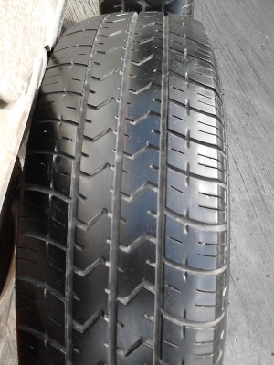 195R14 BRIDGESTONE LEO 677 และ FIRESTONE CV900 มี 2 เส้น โทร.081-427-3941 195R14 BRIDGESTONE LEO 677 และ FIRESTONE CV900 มี 2 เส้น โทร.081-427-3941