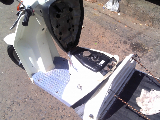 ขาย HONDA GYRO UPสีขาวมีข้อเสนอ ดีดีว่ามา ขาย 12500 ขาย HONDA GYRO UPสีขาวมีข้อเสนอ ดีดีว่ามา ขาย 12500