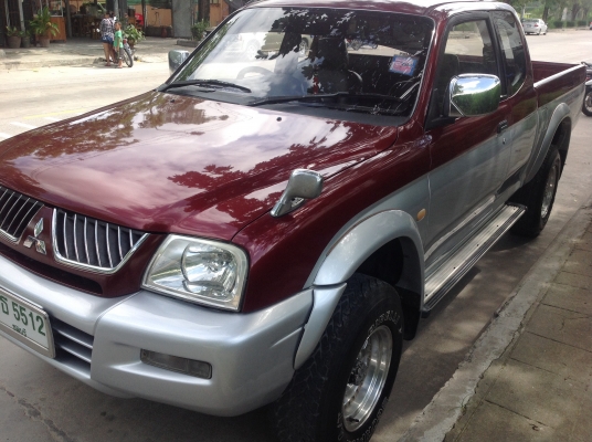 มิตซูบิชิ สตราด้า โฟวิล มิตซูบิชิ สตราด้า โฟวิล