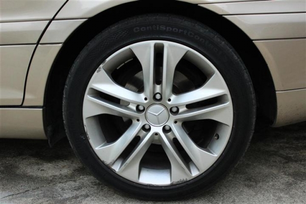 ขายถูกๆ งดพ่อค้า เบนซ์ตาถั่ว เจ้าของขายเอง เครื่องฝาดำ ออกรถที่DaimlerChrysler ปลายปี2003