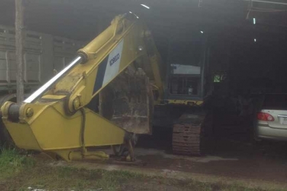 KOBELCO SK 200 MACKIII อริยะไฟฟ้าครบขายด่วน700000 KOBELCO SK 200 MACKIII อริยะไฟฟ้าครบขายด่วน700000