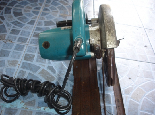 ขายเลื่อยวงเดือน MAKITA 9นิ้ว(ของเเท้)รุ่น 5900B