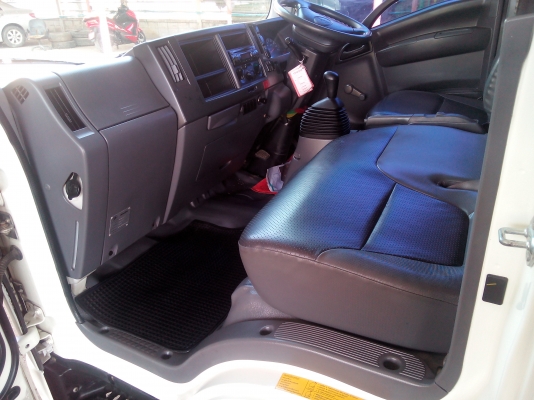 4 ล้อบรรทุก  *ไม่ติดเวลา*  ISUZU  *Euro.3*  NLR 130 แรงม้า *คอมมอนเรว*  รถสวยเดิม+สวยจริง  * รถห้างแท้ * สภาพพร้อมใช้งาน