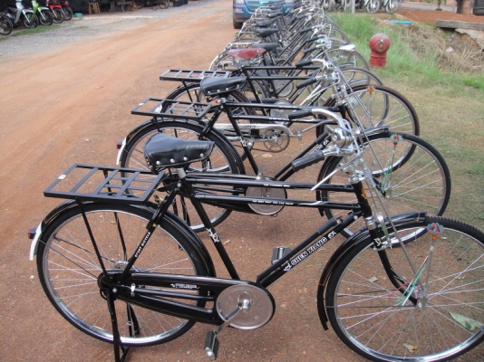 ขายจักรยานโบราณ มีให้เลือกหลายคันหลายราคา ขายจักรยานโบราณ มีให้เลือกหลายคันหลายราคา