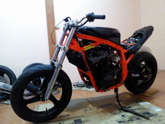 ขายล้มโปรเจค SUZUKI GSXR750 (อูฐ750) ทะเบียนแท้ 65,000 บาท