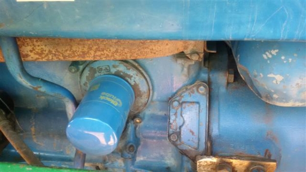 รถไถฟอร์ด77T2กรองใหญ่เฉพาะตัวรถและคานหน้าแปลงสำหรับคีบอ้อย รถไถฟอร์ด77T2กรองใหญ่เฉพาะตัวรถและคานหน้าแปลงสำหรับคีบอ้อย