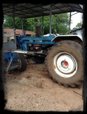 ขายด่วนรถไถford77