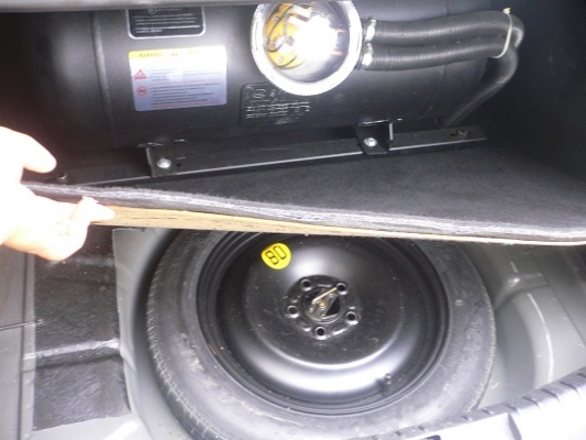 ขายรถ FORD FOCUS 1.8 GHIA ABS AIRBAG2 แอร์ดิจิตอล ตัว TOP ปี06 เกียร์ออโต้ 2ระบบ  แก๊สหัวฉีด LPG