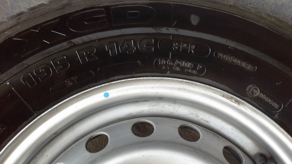 ขายยางมิชลิน  195  R14  ปี 13  มี2เส้นพร้อมกะทะล้อ