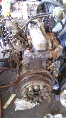 ขายเครื่องมิตซู แคนเตอร์ 4DR50A พร้อมเกียร์4Wd มีเอกสารครบ