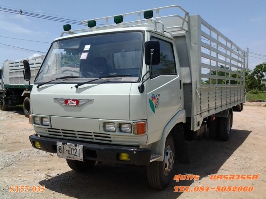 ขายด่วน รถบรรทุก 6 ล้อ HINO  117 แรง  รถห้างแท้ ช่วงยาว 5.5M รถสภาพสวย พร้อมใช้ ราคาสุดคุ้ม