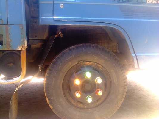 หกล้อ อีซูซุ NPR115แรงรถห้างแท้ปี37ช่วงล่างใหญ่ Fหลัง ภาษีเต็ม ทะเบียนพร้อมโอน