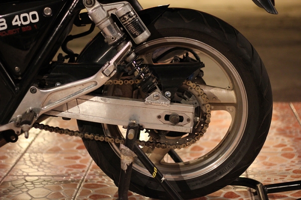 เอิร์ท พิดโลก>> CB400 ปี93 อินวอย+สรรพสามิต ตัวจริง สีดำ พร้อมใช้ยางใหม่เพิ่งเปลี่ยน ขายถูก