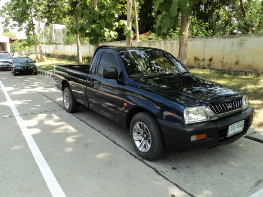 ขาย Mitsubishi Strada หัวเดี่ยว ปี 2543 ขาย Mitsubishi Strada หัวเดี่ยว ปี 2543