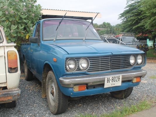 โตโยต้า RN 25 5 ขอแท้แซสซีสวย ภายในได้เดิมๆภาษีขาดต้องต่อใหม่