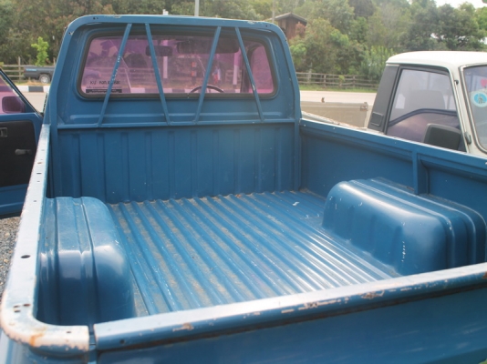 โตโยต้า RN 25 5 ขอแท้แซสซีสวย ภายในได้เดิมๆภาษีขาดต้องต่อใหม่