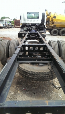 ขาย 6 ล้อ ISUZU FRM240 ปี 2012 คัซซียาว 7.6 เมตร