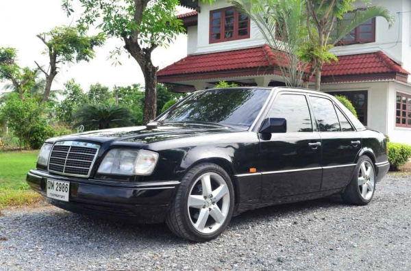 BENZ E220 ปี95 เครื่องเดิม AUTO LPG หัวฉีด