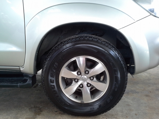 TOYOTA FORTUNER 3.0 D-4D ปี 05