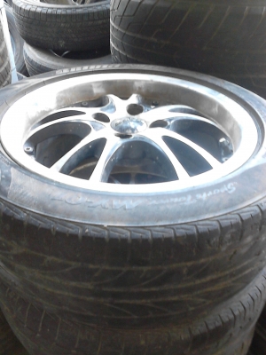 แม๊ก 4 รู 100 มม. พร้อมยางBRIDGESTONE 185/55R15 T.081-427-3941 แม๊ก 4 รู 100 มม. พร้อมยางBRIDGESTONE 185/55R15 T.081-427-3941