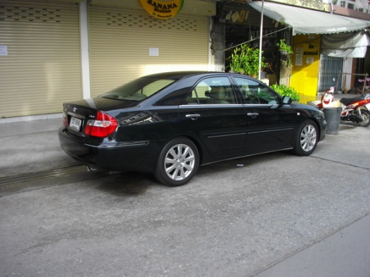 ขาย CAMRY 2.4Q สีดำ ตัวท๊อป ปี02 LPGหัวฉีด สวยน้องๆป้ายแดงไร้ริ้วรอย ประกันเพิ่งต่อ 345000 บาท