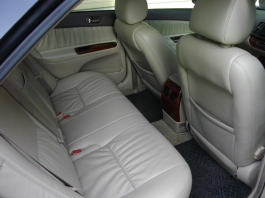 ขาย CAMRY 2.4Q สีดำ ตัวท๊อป ปี02 LPGหัวฉีด สวยน้องๆป้ายแดงไร้ริ้วรอย ประกันเพิ่งต่อ 345000 บาท