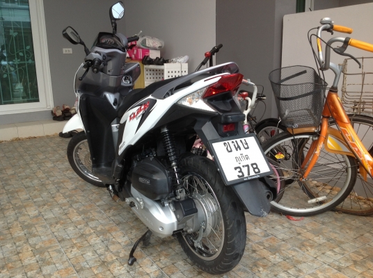 HONDA CLICK 125i HONDA CLICK 125i