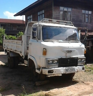 ขายดั้มหกล้อ ฮีโน่km310  เอกสารเล่มทะเบียนครบถ้วนถูกๆครับ ติดต่อกาญจน์0879163513