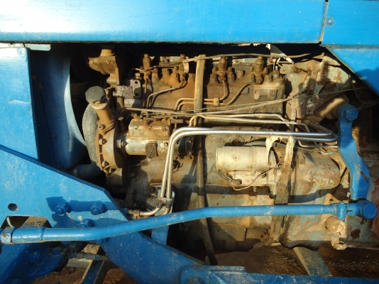 ขายรถไถ MF 185 ประหยัดสักคันครับ ขายรถไถ MF 185 ประหยัดสักคันครับ