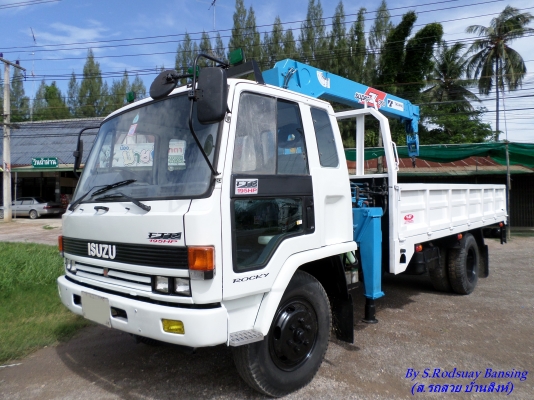 ขาย 6 ล้อ อีซูซุ ร็อคกี้ เครน 4 ตัน ทอร์นาโด้ 175 แรง ยาว 6 ม.ปี 1992 สภาพเดิม สนใจชมรถก่อนได้ครับ ติดต่อ 081-9425443