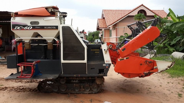 ขาย รถเกี่ยวข้าว DC 60 สวยๆๆๆๆ ถูกๆๆๆ พร้อมใช้งาน เอกสาร พร้อมโอน ขาย รถเกี่ยวข้าว DC 60 สวยๆๆๆๆ ถูกๆๆๆ พร้อมใช้งาน เอกสาร พร้อมโอน