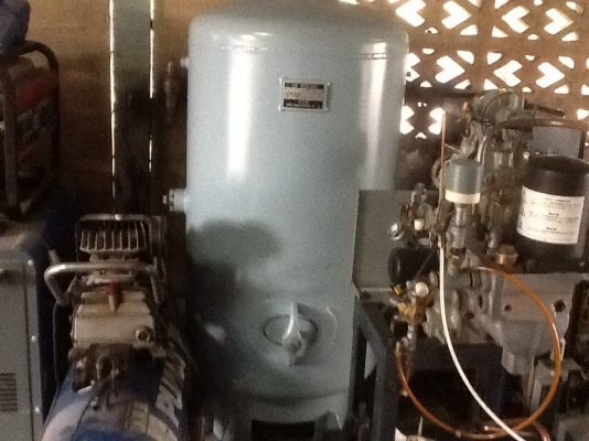 ถังลม300ลิตร SANCO ถังนอก สีใหม่. ไม่ผุ. 0833554933