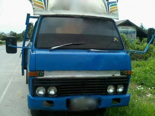 รถ โตโยต้า ไดน่า  6 ล้อ  ( ไม่ดั้ม )  88 แรงม้า.  สนใจติดต่อ  081 - 6079515