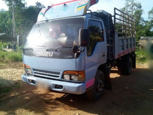 รถอีซูซุ 6 ล้อดั้ม 120 แรงม้า. ปี 43  ( ฝาดำ )  สนใจติดต่อ  081 - 6079515