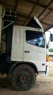 รถฮีโน่ 10 ล้อดั้ม 260 แรงม้า. ปี 49  ( ขายแม่ , ลูก )  ,  ( รถวิ่ง 2xx,xxx กม.  )  สนใจติดต่อ  081 - 6079515