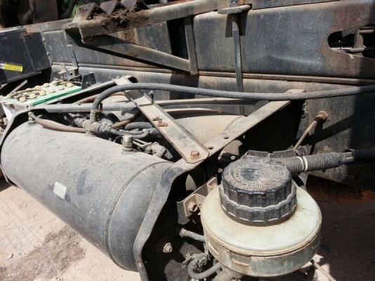 รถฮีโน่ 10 ล้อดั้ม 260 แรงม้า. ปี 49  ( ขายแม่ , ลูก )  ,  ( รถวิ่ง 2xx,xxx กม.  )  สนใจติดต่อ  081 - 6079515