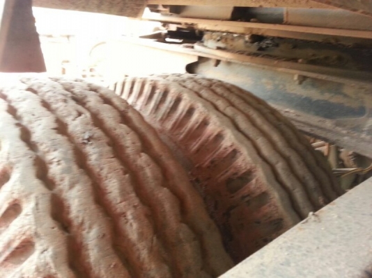 รถฮีโน่ 10 ล้อดั้ม 260 แรงม้า. ปี 49  ( ขายแม่ , ลูก )  ,  ( รถวิ่ง 2xx,xxx กม.  )  สนใจติดต่อ  081 - 6079515