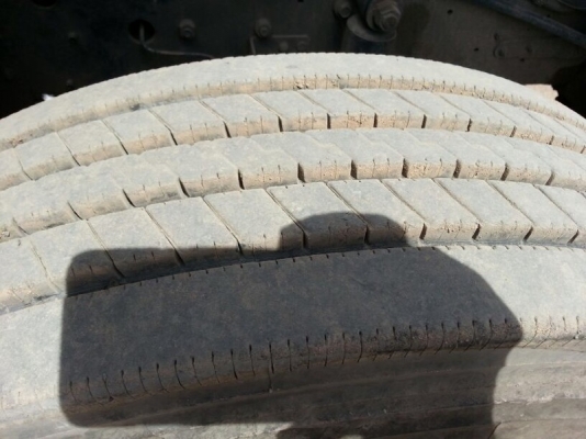 รถฮีโน่ 10 ล้อดั้ม 260 แรงม้า. ปี 49  ( ขายแม่ , ลูก )  ,  ( รถวิ่ง 2xx,xxx กม.  )  สนใจติดต่อ  081 - 6079515