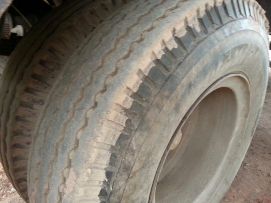 รถฮีโน่ 10 ล้อดั้ม 260 แรงม้า. ปี 49  ( ขายแม่ , ลูก )  ,  ( รถวิ่ง 2xx,xxx กม.  )  สนใจติดต่อ  081 - 6079515