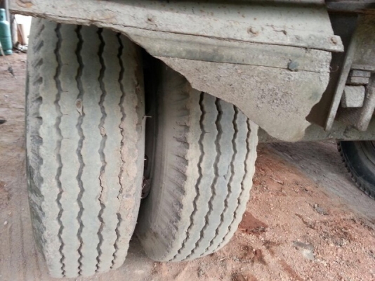 รถฮีโน่ 10 ล้อดั้ม 260 แรงม้า. ปี 49  ( ขายแม่ , ลูก )  ,  ( รถวิ่ง 2xx,xxx กม.  )  สนใจติดต่อ  081 - 6079515