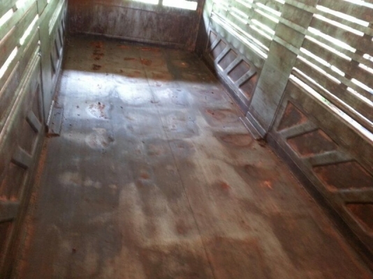 รถฮีโน่ 10 ล้อดั้ม 260 แรงม้า. ปี 49  ( ขายแม่ , ลูก )  ,  ( รถวิ่ง 2xx,xxx กม.  )  สนใจติดต่อ  081 - 6079515