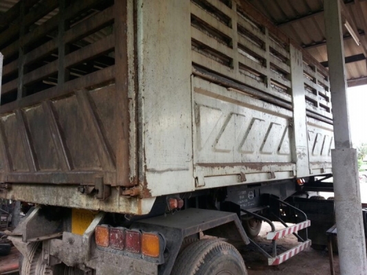 รถฮีโน่ 10 ล้อดั้ม 260 แรงม้า. ปี 49  ( ขายแม่ , ลูก )  ,  ( รถวิ่ง 2xx,xxx กม.  )  สนใจติดต่อ  081 - 6079515