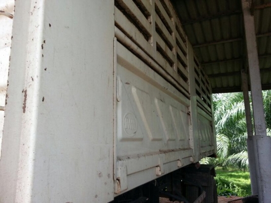 รถฮีโน่ 10 ล้อดั้ม 260 แรงม้า. ปี 49  ( ขายแม่ , ลูก )  ,  ( รถวิ่ง 2xx,xxx กม.  )  สนใจติดต่อ  081 - 6079515