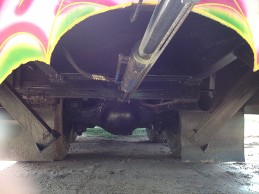 คัซซีhino kt725เทเลอร์รถเกี่ยวข้าวครับ