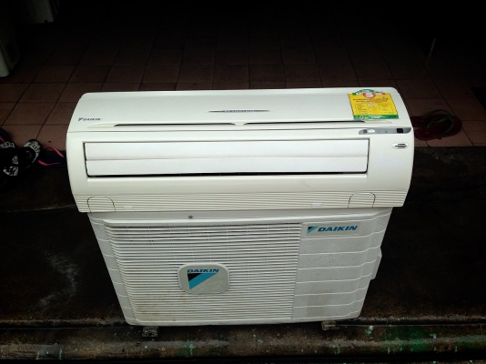 **** ขายแอร์ DAIKIN 9000 BTU สภาพสวย ****