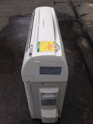 **** ขายแอร์ DAIKIN 9000 BTU สภาพสวย ****