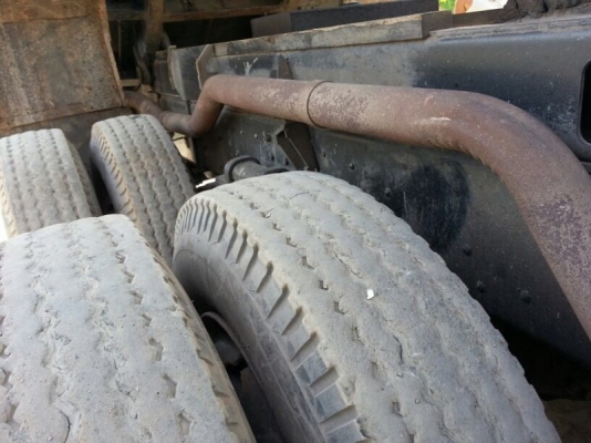 รถฮีโน่ 10 ล้อดั้ม FM3H เปลื่ยงเครื่อง 320 แรงม้า. ปี 38  สนใจติดต่อ  081 - 6079515